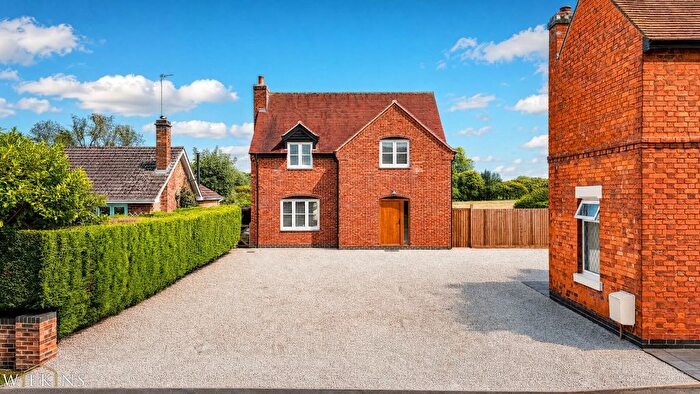 4 Bedroom Country House For Sale In Beacon Road, Rolleston-On-Dove, Burton-On-Trent, Staffordshire, DE13
