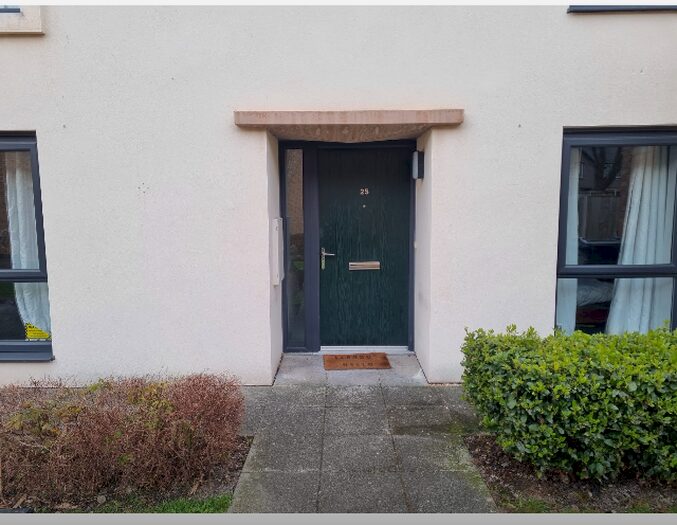 2 Bedroom Flat To Rent In Garden City, Deeside, CH5