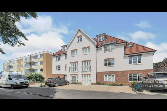 1 Bedroom Flat To Rent In Bathurst Walk, Iver, SL0