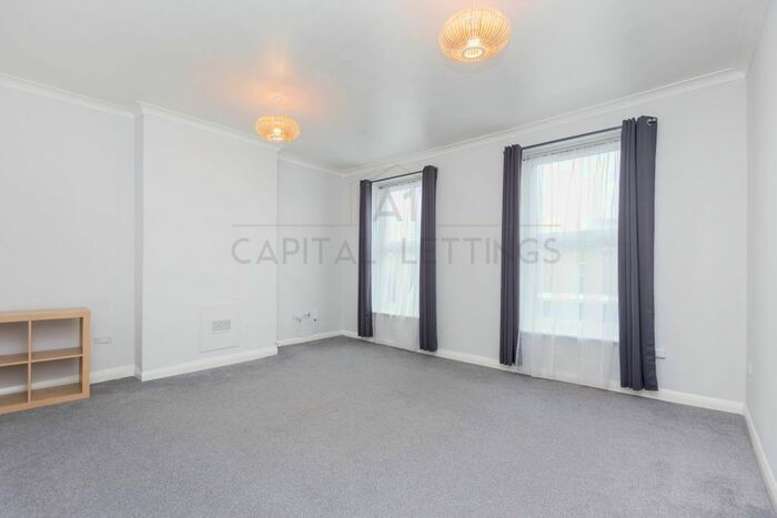 3 Bedroom Maisonette To Rent In North London Business Park, Oakleigh Road South, London N11