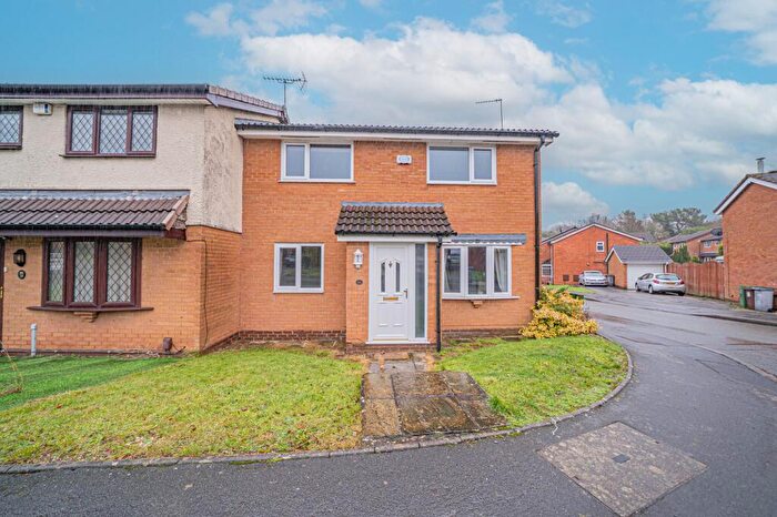 3 Bedroom Semi-Detached House For Sale In Whitemoor Drive, Shirley, B90