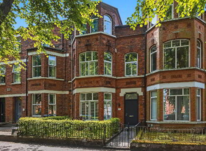 5 Bedroom Mid Terraced House For Sale In Eglantine Avenue, Belfast, BT9