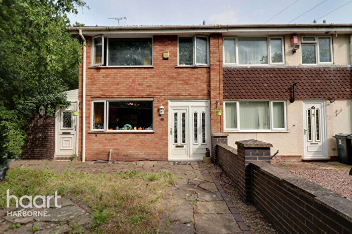 3 Bedroom End Of Terrace House For Sale In Ambleside, Birmingham, B32