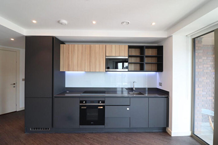 1 Bedroom Apartment To Rent In Western Gateway, London, E16