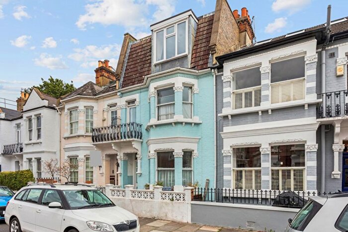 5 Bedroom Property For Sale In Burnfoot Avenue, Fulham, SW6