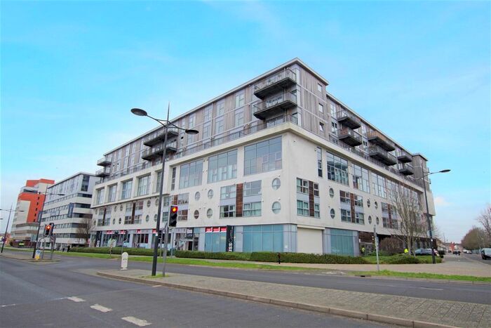 1 Bedroom Flat To Rent In Beckhampton Street, Town Centre, Swindon, SN1