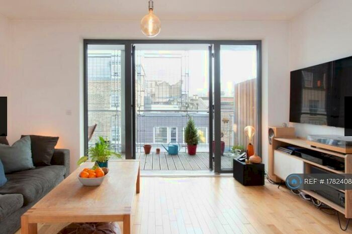 2 Bedroom Flat To Rent In Pentonville Road, London, N1