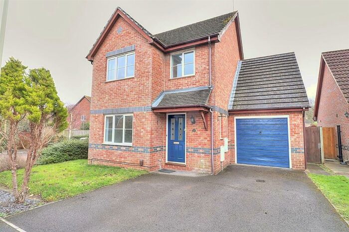 4 Bedroom Detached House To Rent In Harvest Road, Knightwood Park, Chandlers Ford, SO53