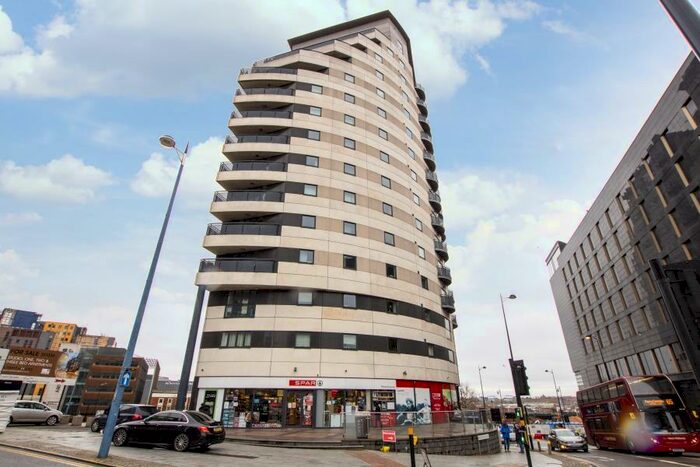 2 Bedroom Apartment To Rent In Masshouse Plaza, B5