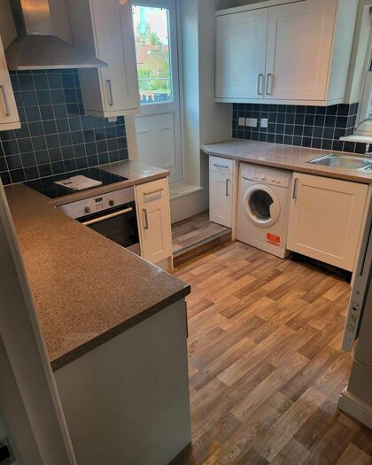 2 Bedroom Apartment To Rent In Thaxton Place, Chingford, E4