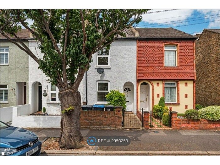 2 Bedroom Terraced House To Rent In Newark Road, South Croydon, CR2