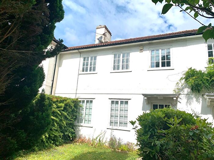 4 Bedroom Terraced House To Rent In Highfield, SO17