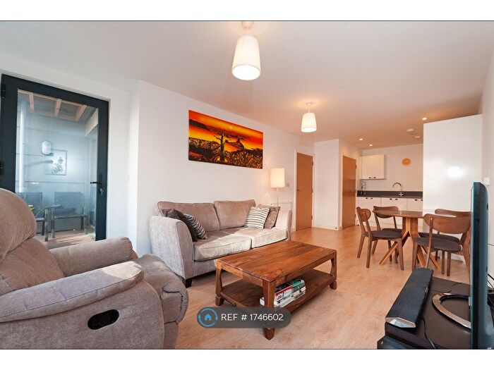 1 Bedroom Flat To Rent In Ascalon Street, London, SW8