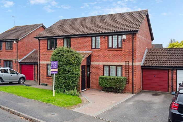 3 Bedroom Semi-Detached House For Sale In Thorn Drive, George Green, SL3