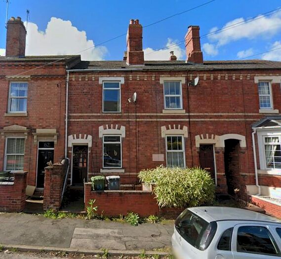 3 Bedroom House To Rent In George Street, DY10