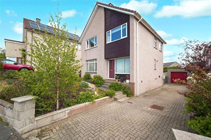 3 Bedroom Detached House For Sale In Scotland Drive, Dunfermline, Fife, KY12