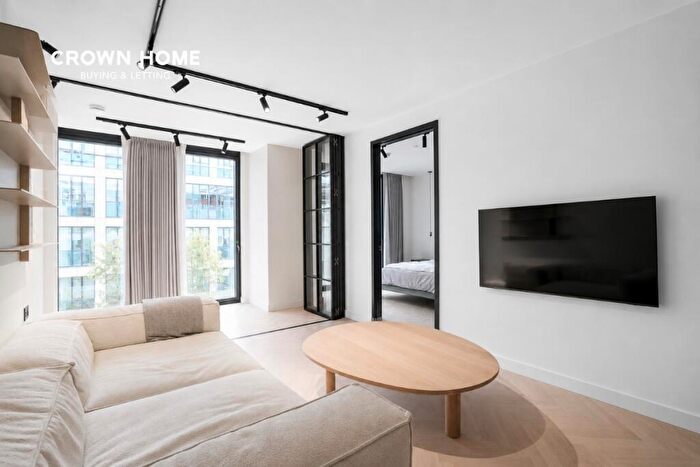 1 Bedroom Apartment For Sale In One Crown Place, Sun Street, EC2A - Photo 4