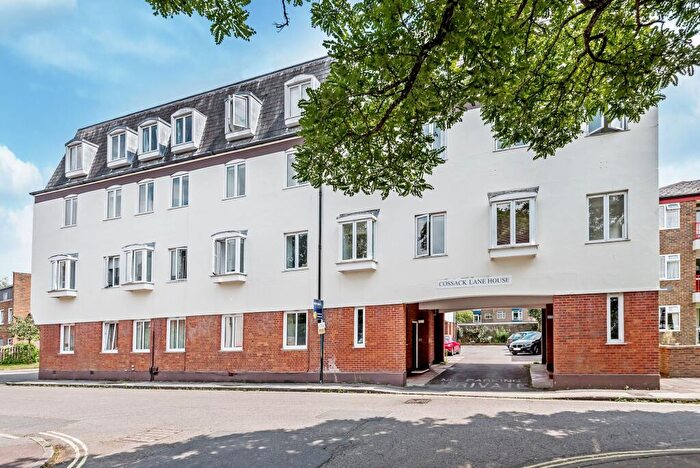 2 Bedroom Flat To Rent In Lower Brook Street, Cossack Lane House Lower Brook Street, SO23