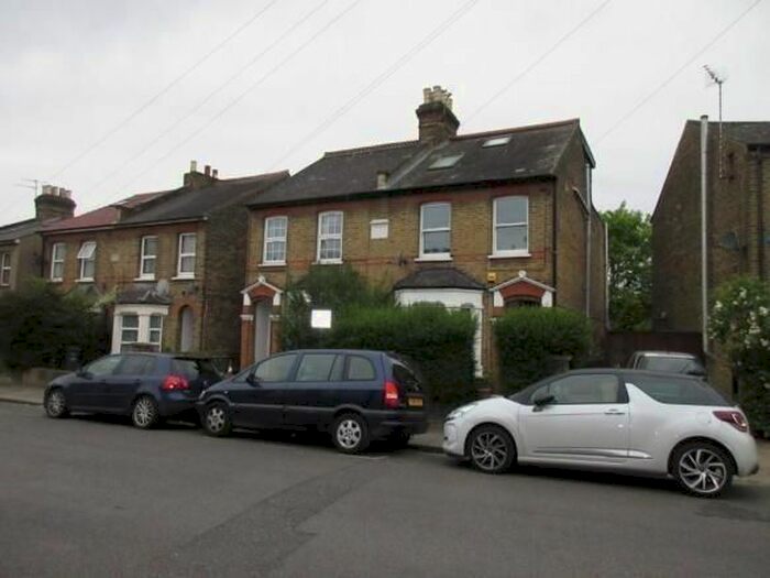 4 Bedroom Property To Rent In Alexandra Road, Hounslow, TW3