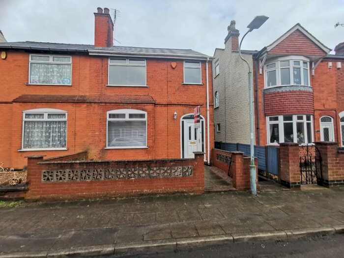 3 Bedroom Semi-Detached House To Rent In Bathwood Drive, Sutton-In-Ashfield, NG17