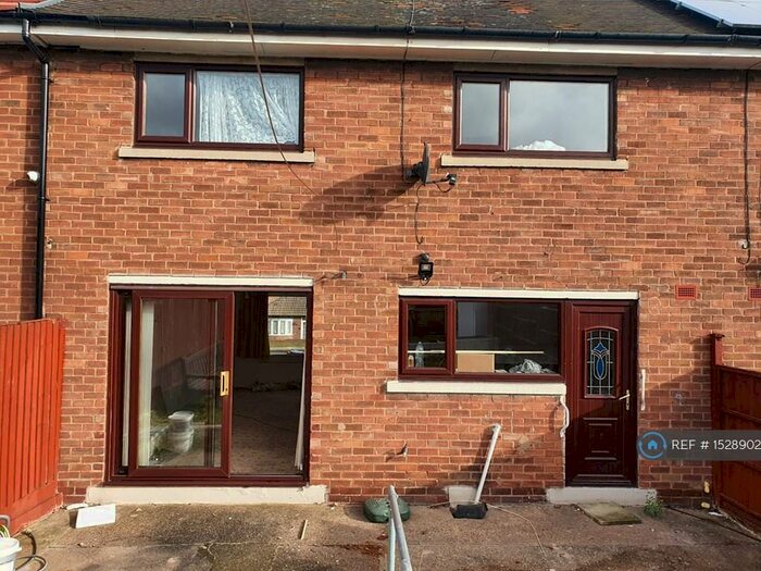 3 Bedroom Terraced House To Rent In Highthorn Road, Kilnhurst, Mexborough, S64