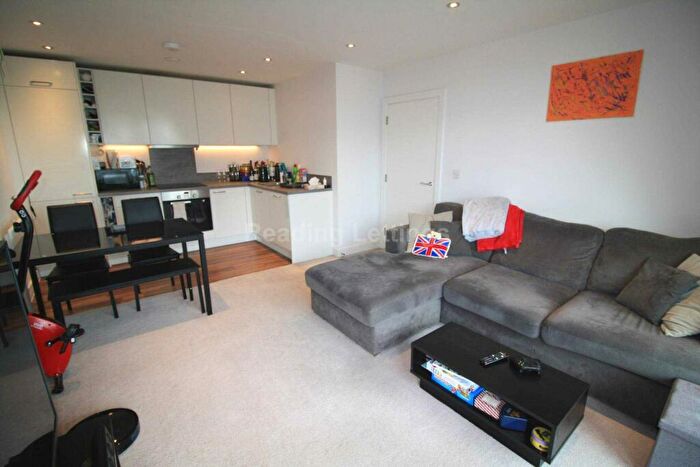 2 Bedroom Apartment To Rent In Skylark House, Kennet Island, RG2