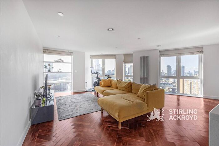 2 Bedroom Apartment To Rent In City Road, London, EC1V