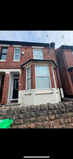 6 Bedroom Terraced House To Rent In Cottesmore Road, Nottingham, NG7