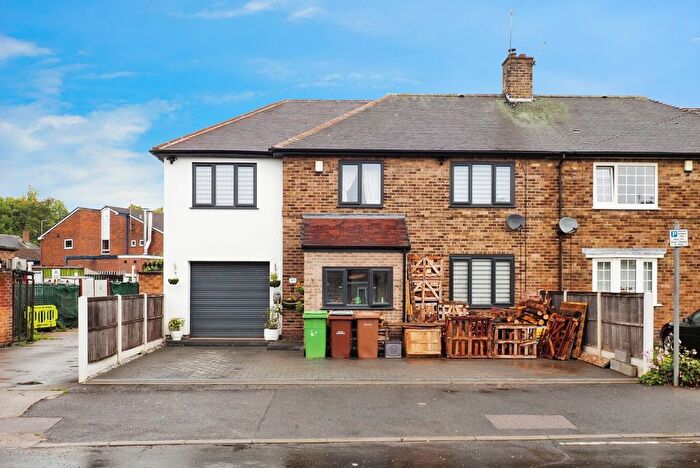 4 Bedroom Semi-Detached House For Sale In Sunninghill Drive, Clifton, Nottingham, NG11