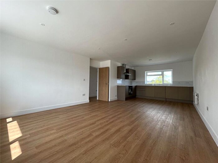 3 Bedroom Apartment To Rent In Benllech, Tyn-y-Gongl, Isle Of Anglesey, LL74