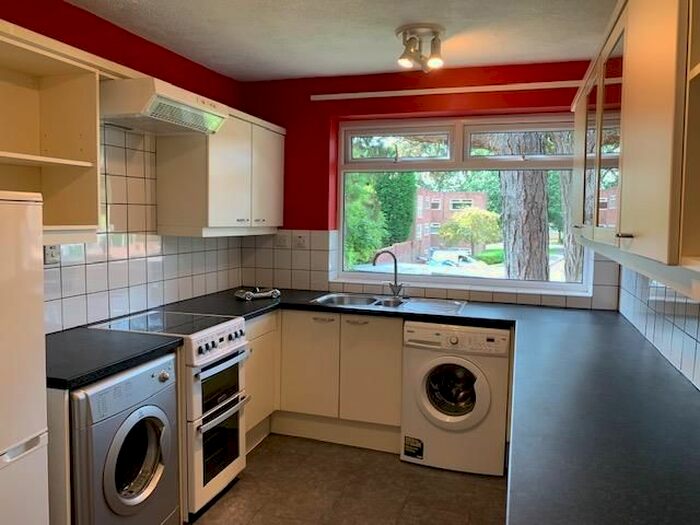 2 Bedroom Flat To Rent In Sheepmoor Close, Harborne, Birmingham B17