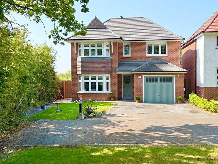 3 Bedroom Detached House For Sale In Clos Beau Mount, Penymynydd, CH4