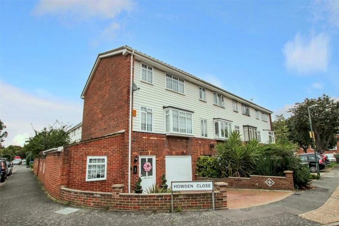 4 Bedroom Terraced House To Rent In Howden Close, London, SE28