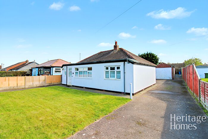2 Bedroom Bungalow For Sale In Fakes Road, Hemsby, Great Yarmouth, Norfolk, NR29