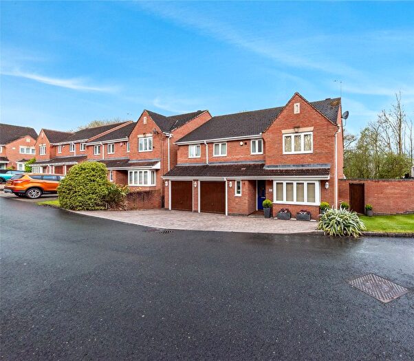 5 Bedroom Detached House For Sale In Kenneth Vincent Close, Redditch, Worcestershire, B97