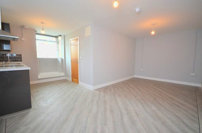 1 Bedroom Flat To Rent In Ladys Lane, Northampton, Northamptonshire, NN1