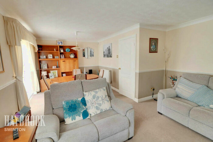 4 Bedroom Detached House For Sale In Cedar Vale, Swinton, S64