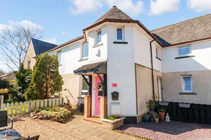 3 Bedroom Flat For Sale In Castleview, Cumbernauld, Glasgow, North Lanarkshire, G68