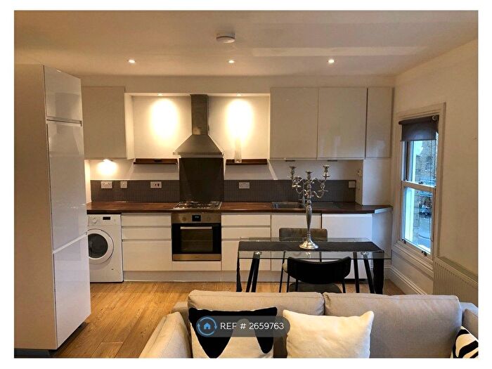 1 Bedroom Flat To Rent In West Kensington, London, W14