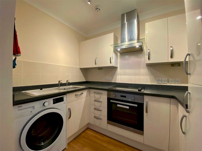 Flat To Rent In Friary Chambers, Whitefriargate, Hull, East Yorkshire, HU1