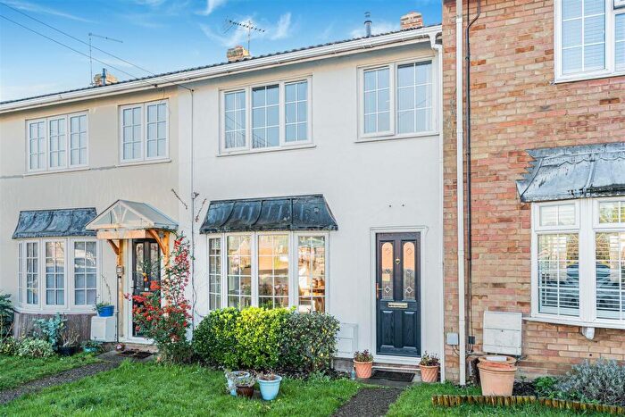 3 Bedroom Terraced House For Sale In Elizabeth Road, Bishop's Stortford, CM23