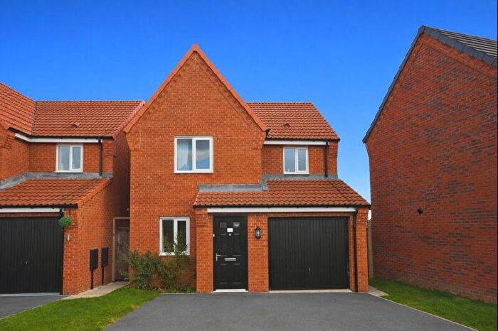 3 Bedroom Detached House For Sale In Aster Road, Shirebrook, NG20