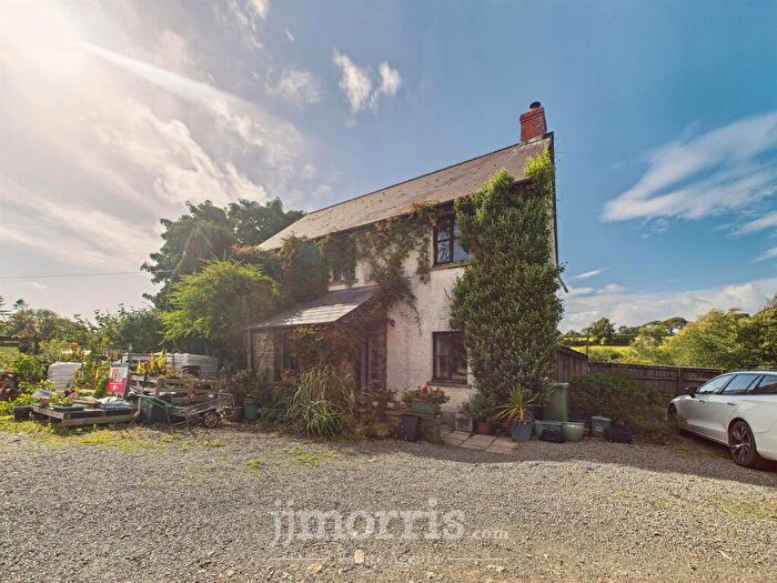 3 Bedroom Property For Sale In Crundale, Haverfordwest, SA62