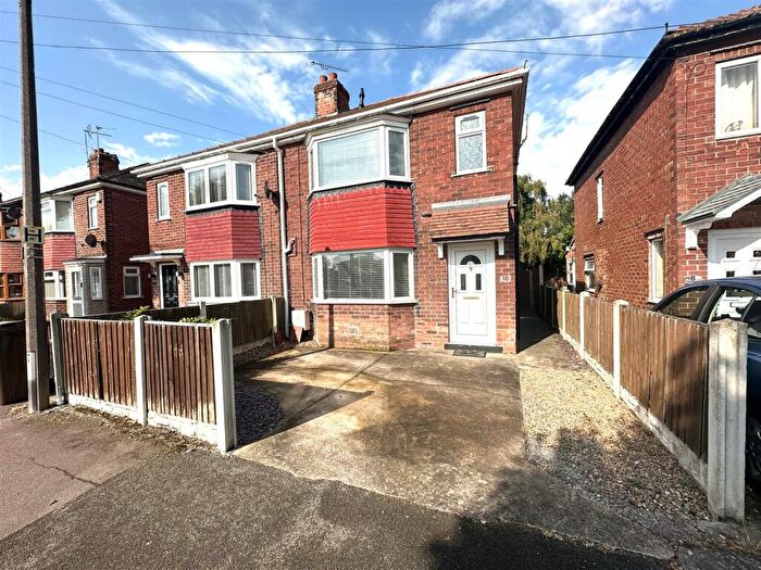 3 Bedroom Semi-Detached House To Rent In Allison Avenue, Retford, DN22