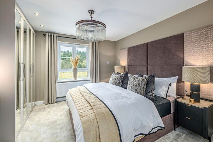 4 Bedroom Detached House For Sale In Bannerman Cruick, Edinburgh, EH17