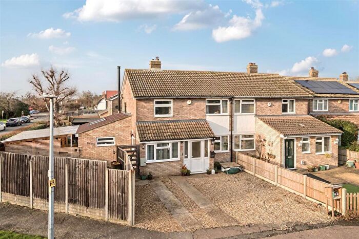 3 Bedroom Semi Detached House For Sale In Manor Way, Cotton End, Bedford, MK45