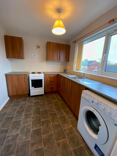 2 Bedroom Flat To Rent In Cedric Court, Thurcroft, S66
