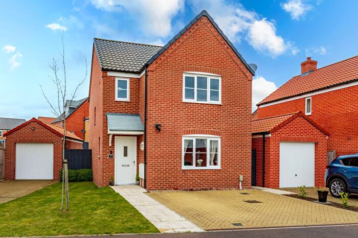 3 Bedroom Detached House For Sale In Harrier Way, Diss, IP22