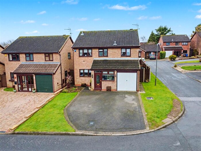 4 Bedroom Detached House For Sale In Harewood Close, Sandiacre, NG10