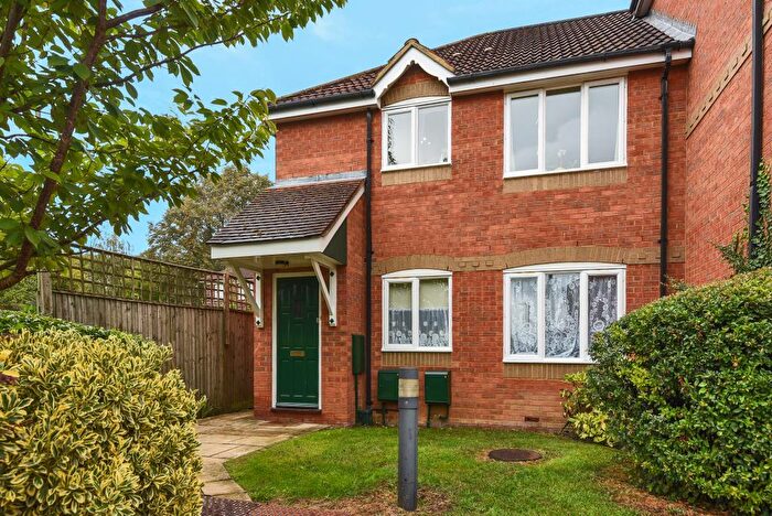 2 Bedroom Maisonette To Rent In Laurel Court, East Oxford, OX4